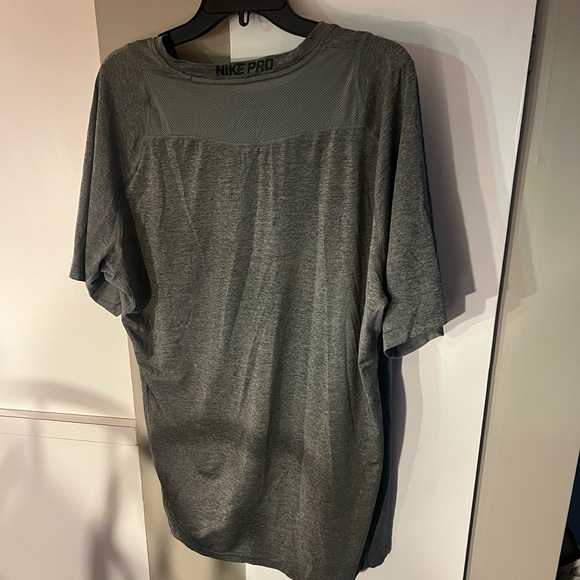 NIKE MENS SET OF 3 ATHLETIC SHIRTS SIZE XXL - Picture 10 of 10